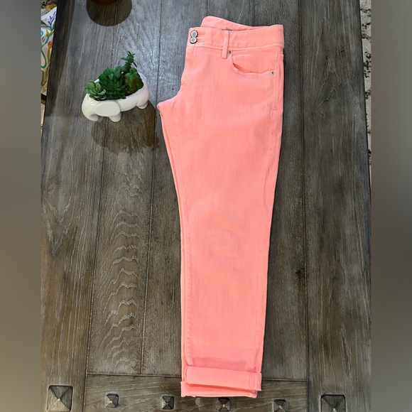 Lilly Pulitzer Jeans - Picture 11 of 14
